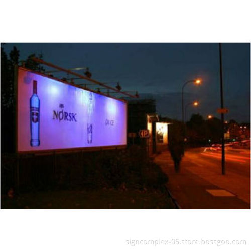 50W infrared and light detected LED floodlight, can service over 50,000 hours, IP rating Ip54